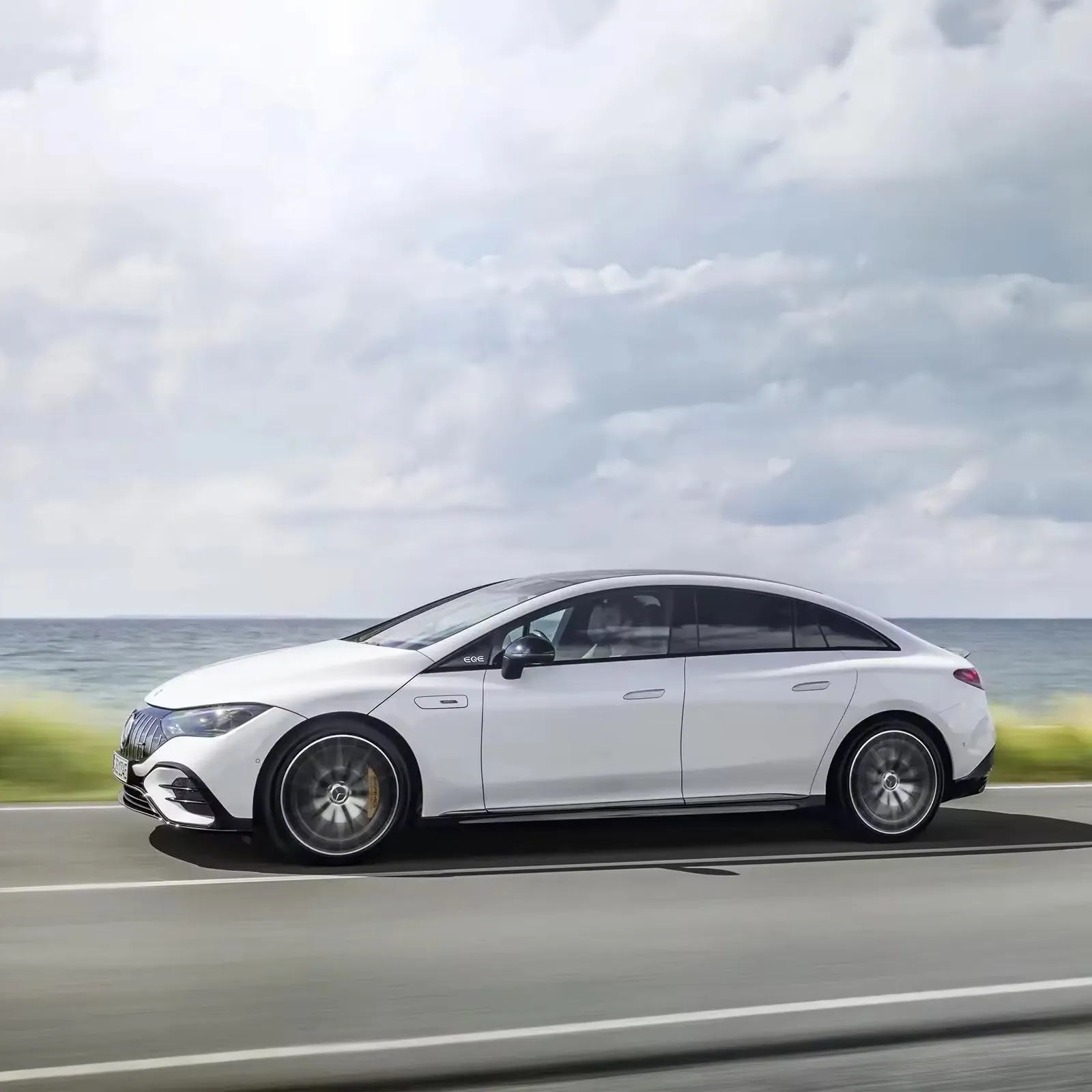 Merce/des EQE AMG 2023 EQE 53 4MATIC reines Elektrofahrzeug EV 626 PS Neues Energiefahrzeug 4-türige 5-Sitzer-Limousine