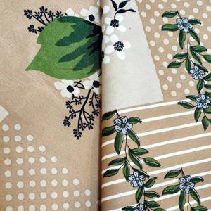 Tela cepillada epistolar floral retro de base beige. Ventas directas del fabricante. Transpirable y resistente al desgaste - Product Image 3