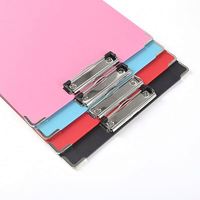 Porte-documents durable avec clip métallique antidérapant et surface d'écriture en carton pour documents de bureau, école et réunions