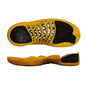 Scarpa sportiva Casual di buona qualità Sole colori gialli e neri <span class=keywords><strong>suola</strong></span> in gomma Sole per la realizzazione di Sneaker - Product Image 1
