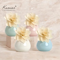 Ensemble cadeau de diffuseur de parfum à roseaux en céramique décorative de luxe de 20 ml, nouveau parfum, diffuseur de parfum à fleurs séchées, boîte de diffuseur