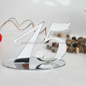 Tarjetas de Número de Mesa Cortadas <span class=keywords><strong>con</strong></span> Láser, Números de Mesa Dorados <span class=keywords><strong>con</strong></span> Efecto Espejo, Tarjetas de Mesa para Bodas - Product Image 1