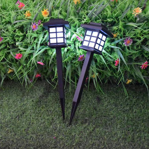 1 LED Outdoor Lawn Yard impermeabile Small Palace Light Solar Led Garden Night Light 7 colori che cambiano stile Cottage Palace - Product Image 1