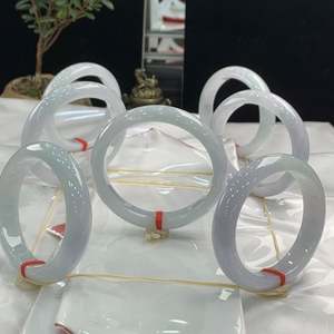 Jadéite Myanmar Naturel A-Type <span class=keywords><strong>Jade</strong></span> Unisexe Bijoux Ornement Émeraude Sortes-Imperial Concubine <span class=keywords><strong>Jade</strong></span> Bracelet En Gros - Product Image 2