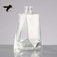 Bouteille de boisson en verre carrée de luxe personnalisée de 750 ml à fond plat pour le brandy, le whisky, le rhum, la tequila au meilleur prix