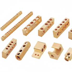 Kit de montage et de câblage pour panneaux avec barres de mise à la terre Outils de gestion des vis et des câbles pour des installations sûres - Product Image 1