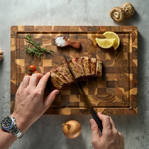 Tablas de Cortar Rectangulares de Madera de Acacia Ha Le para Múltiples Usos, Reutilizables, Material Natural y Ecológico, Seguro para el Medio Ambiente - Product Image 1