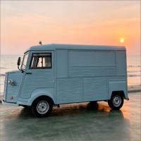Food Truck Authentique Shawarma & Candy avec Gril Vertical et Plaque de Cuisson – Cuisine Mobile à Kebab pour Marchés Nocturnes et Salles à Manger Urbaines