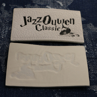 Écusson en cuir PU haut de gamme avec logo personnalisé, patch 3D de haute qualité avec colle transparente, modèle de marque OWIDEA