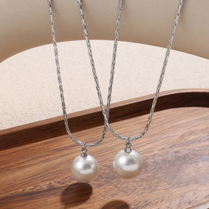 Korean Style Single Imitation Pearl Round Pendant <b>Necklace</b> For Women Stainless Steel Everyday Wear Grey White <b>Bead</b> <b>Necklace</b> - Product Image 2