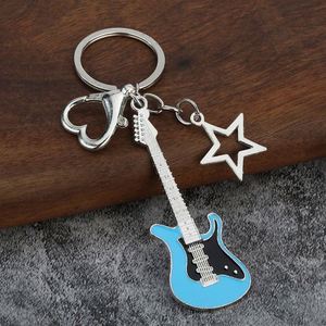 Llavero de guitarra de alta calidad en oferta, regalo creativo Y2K, colgante de estrella con botón de amor y deseo. - Product Image 2