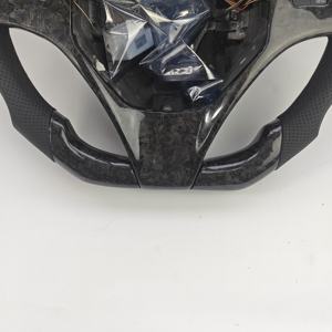 Volante Sportivo Personalizzato in Pelle e Fibra di Carbonio per <span class=keywords><strong>Alfa</strong></span> <span class=keywords><strong>Romeo</strong></span> Stelvio Giulia, Fondo Piatto, Display LED RPM, 3 Razze, Impugnatura da 45mm - Product Image 4