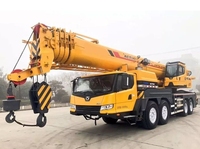 Grue à flèche télescopique entièrement hydraulique de 80 tonnes et 65,7 m XCT80 QY80K5D équipée de stabilisateurs de type H - Vente chaude