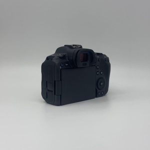 Appareil photo hybride d'occasion <span class=keywords><strong>Canon</strong></span> <span class=keywords><strong>R5</strong></span> 8K, grade A+, double emplacement pour carte, usage professionnel en studio, appareil photo plein format d'occasion 45MP avec Wi-Fi et écran tactile - Product Image 4