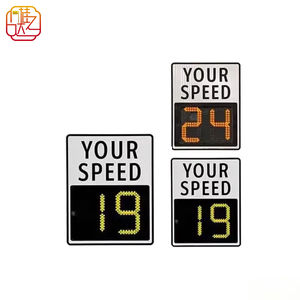 שלט מהירות רדאר סולארי - תצוגת LED מוארת של מהירותך לבטיחות בדרכים - Product Image 1