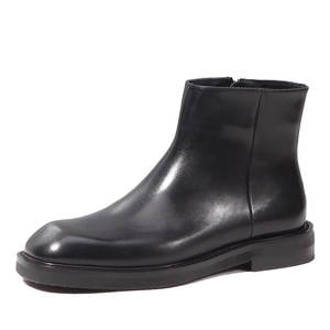 Botas Martin de Piel de Vacuno con Suela Gruesa, Cremallera Lateral de Cuero Genuino, Estilo Inglés con Patrones Tallados a Mano - Product Image 1