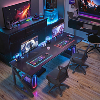 Table d'ordinateur de course en métal extensible en gros pour les joueurs RGB LED Lights Desk pour les PC de jeu-Style de course haut de gamme