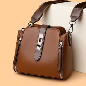 Bolso de hombro retro portátil transfronterizo de gran capacidad para mujer, con textura, de alta gama, a la moda, para el día a día, para madres. - Product Image 2