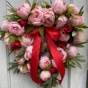 Corona de Peonías Rosadas en Forma de Corazón para una Entrada Romántica Sorpresa, Transforma Instantáneamente Tu Puerta Antigua en una Decoración con Temática Primaveral - Product Image 5