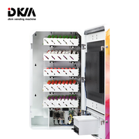 Distributeur automatique de cigarettes mural compact DKM avec écran tactile 32 pouces et lecteur de carte pour vérification de l'âge.