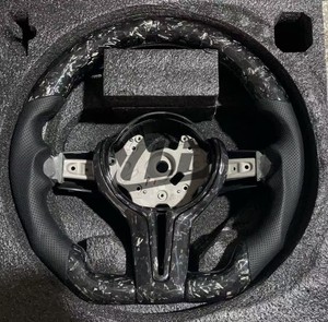 Volante Deportivo YLD de Media Piel y Fibra de Carbono para <span class=keywords><strong>BMW</strong></span> M3 M4 F80 F82 E90 E91 E60 X5 F15 X6 F16 F10 F30 F32 F36 <span class=keywords><strong>F60</strong></span> - Product Image 2