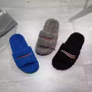 Luxury Design With Box Fur Slides for Women and Men Plush Furry <strong>Wool</strong> <strong>Slippers</strong> - Product Image 4
