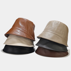 Sombrero de Pescador para las Cuatro Estaciones con Forro de Sherpa, Diseño de Personajes Bordados Unisex, Versátil, Protección Solar, Moderno, Casual, para Exteriores - Product Image 1