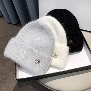 Winter New Fashionable Plush Thick Warm Ear Protector Bonnet tricoté avec un grand tour de tête - Product Image 3
