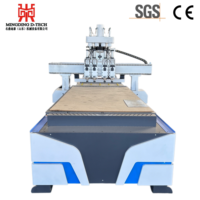 Équipement de travail du bois / Machine de gravure CNC pour portes en bois 1325, routeur CNC 3D de haute qualité avec services de premier ordre