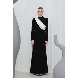 Elegante Vestido de Novia de Manga Larga con Cuello Alto y Diseño de Cremallera en la Espalda en Color Contrastante para Ocasiones Formales - Product Image 3