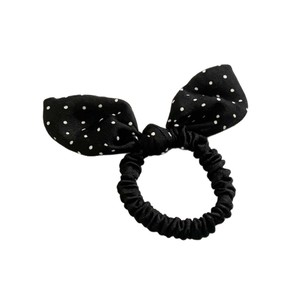 Élastique à cheveux à pois noirs et blancs pour femmes, élastique à cheveux haut de gamme pour queues de cheval basses et chignons. - Product Image 5
