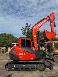 Excavatrice Kubota KX80-4 d'occasion, importée du Japon, mini-pelle de 8 tonnes, système hydraulique stable, fonctionnalités complètes, bon état - Product Image 3