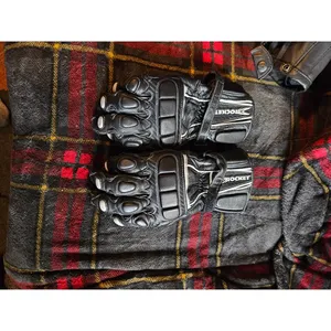 Guantes de Motocicleta Negros Joe Rocket para Mujer, Cuero Vacuno y de Cabra, Talla L/M - Product Image 1