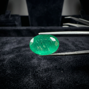 8,99 Ct d'émeraude naturelle zambienne certifiée, taille ovale, pierre précieuse verte de qualité supérieure, 10,85x15,95 mm - Product Image 1