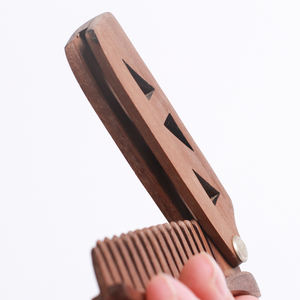Peigne à poche pliable en bois de noyer naturel, <span class=keywords><strong>Amazon</strong></span> tendance, personnalisé, pour la <span class=keywords><strong>barbe</strong></span> et les cheveux - Product Image 3