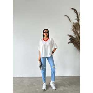 Camiseta Básica con Cuello en V para Mujer, 100% Algodón Jersey, Transpirable, Manga Regular, Blanca con Ribete Rojo - Product Image 3