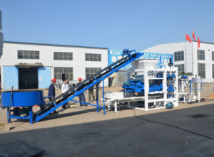 <span class=keywords><strong>QT4</strong></span>-<span class=keywords><strong>15</strong></span> tự động lồng vào nhau paver bê tông khối Khóa liên động máy móc khuôn dây chuyền sản xuất máy làm gạch tro bay - Product Image 3