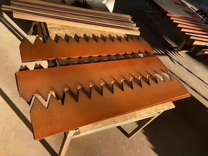 ขอบสนามหญ้าเหล็กคอร์เทนสำหรับกลางแจ้ง ขอบทางเดินโลหะแบบยืดหยุ่น ขอบสวนเหล็กตกแต่งภูมิทัศน์ - Product Image 6