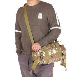 Bolsa de Pesca Táctica Impermeable con Diseño de Camuflaje, Bolsa de Hombro Cruzada Unisex con Bolsillo Interior con Cremallera, Capacidad Inferior a 21 Litros - Product Image 2