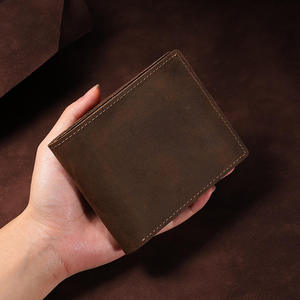 กระเป๋าสตางค์ทำมือสไตล์เรโทรสำหรับผู้ชาย หนังแท้ลาย Crazy Horse  ใส่บัตรได้  แบบสั้น เรียบง่าย บางเฉียบ กระเป๋าเงินผู้ชาย หนังวัวแท้ - Product Image 4