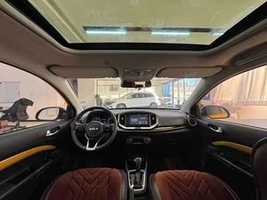 Vehículos Familiares de Gasolina de Segunda Mano 2021 <span class=keywords><strong>2022</strong></span> 2023, Kia KX1 Blanca para Sportage, Volante a la Izquierda, Cinco Plazas, Fabricada en China - Product Image 6