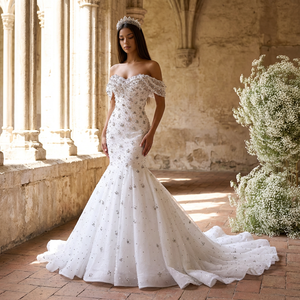 Robe de mariée sirène de luxe RSM261043 avec fleurs drapées en cristal, épaules en dentelle, dos en dentelle, traîne chapelle, 100% soie, longueur ras du sol - Product Image 1