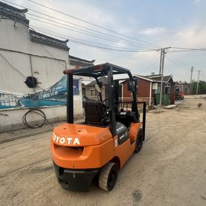 Japan Originele Toyota 7fd25 3Mast Met Zijschuif 2,5 Ton Gebruikte Tweedehands Diesel Heftruck Met Lage Uren Instock - Product Image 4