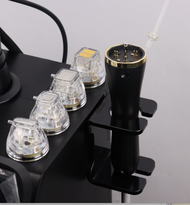 Appareil de microneedling au laser CO2, microneedle RF doré fractionnel pour le rajeunissement de la peau, soin des rides, équipement de salon de beauté - Product Image 4