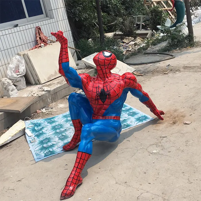 Personalizada Spider Man estatua de resina de tamaño real Marvel figuras de acción Spider-Man escultura superhéroe tamaño real Spiderman