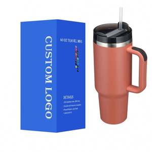 Vaso Térmico Personalizado de Acero Inoxidable de 40 oz con Doble Pared y Aislamiento al Vacío, con Asa y Detalles de Diamantes de Imitación, Incluye Pajita - Product Image 1