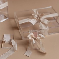 Design moderne de luxe personnalisé plexiglas PMMA acrylique lucite boîte-cadeau de mariage acrylique couvercle ruban présentoir