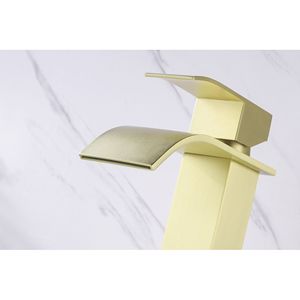 Grifo de Lavabo Clásico Db de un Solo Control, Latón Envejecido, Caño en Cascada, Montaje en Suelo - Product Image 4