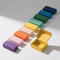 Boîte d'expédition pour vêtements en carton ondulé de petite taille, écologique, en matériaux recyclés, avec logo imprimé, emballage de luxe, coloré