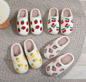 2026 נעלי חורף פנימיות מכותנה הנמכרות ביותר לגברים ולנשים נעלי בית חמות נושמות עם מדרס קטיפה ופרווה סִגְנוֹן - Product Image 6